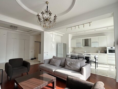 4-комнатная квартира, 141 м², Şah İsmayıl Xətai: 625 000 ₼ 4