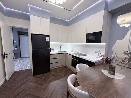 2-room apartment for rent, 55 m², 28 May: 100 ₼/mo 4