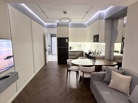 2-room apartment for rent, 55 m², 28 May: 100 ₼/mo 5