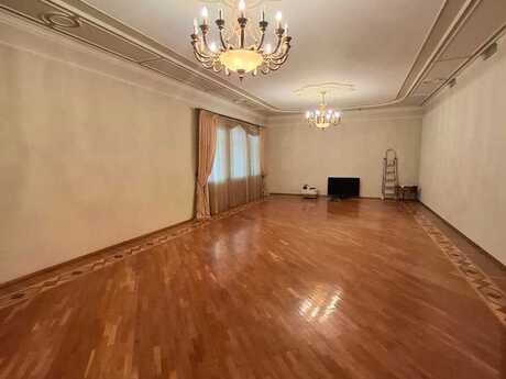 5 otaqlı həyət evi, 700 m², Nərimanov: 3 490 000 ₼ 3
