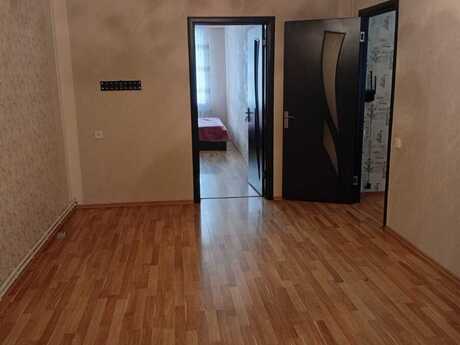 2-room apartment for rent, 60 m², Qara Qarayev: 700 ₼/mo 3