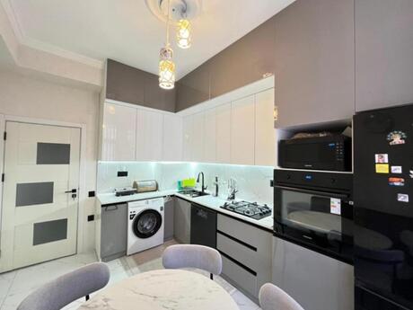 3-room apartment, 90 m², Memar Əcəmi: 205 000 ₼ 5