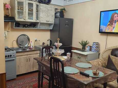 Elan №6480892 - Bakı, 28 May m., 2 otaqlı, 60 m², 1/2 mərtəbə