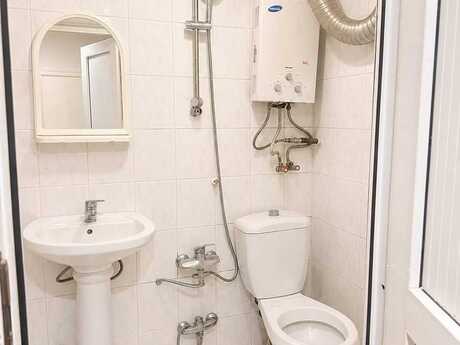 Аренда: 1-комнатная квартира, 35 м², Elmlər Akademiyası: 450 ₼/мес 5