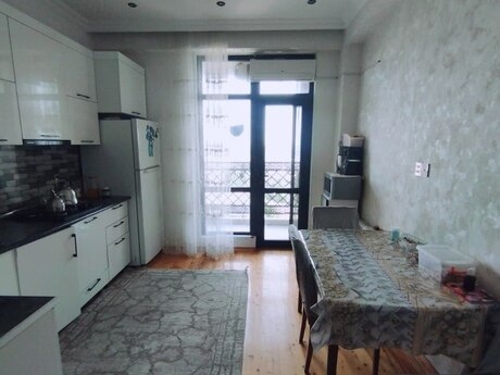 Elan №6480960 - Bakı, Qara Qarayev m., 3 otaqlı, 107 m², 10/11 mərtəbə