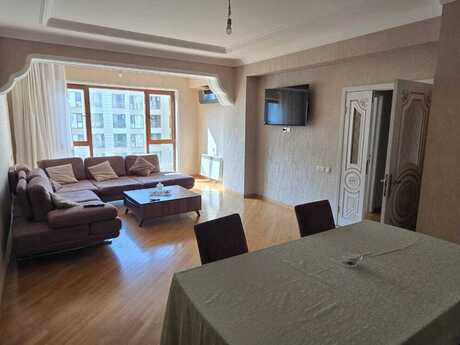 Kirayə 2 otaqlı mənzil, 100 m², Park Azure: 1 500 ₼/ay 4