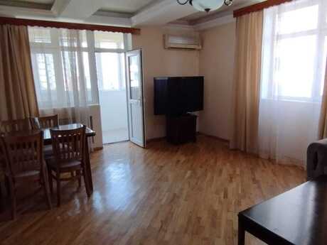 2-room apartment, 75 m², Elmlər Akademiyası: 258 000 ₼ 2