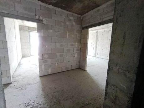 2-room apartment, 72,2 m², 28 May: 180 000 ₼ 5
