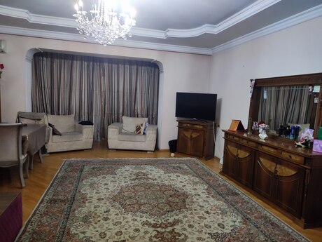 4-room apartment, 162 m², Nizami: 438 000 ₼ 3
