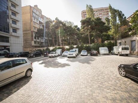 4-комнатная квартира, 225 м², Nizami: 750 000 ₼ 2