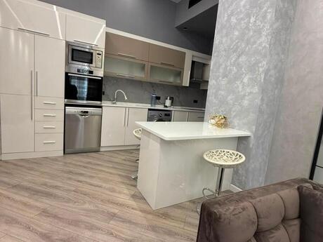 2-room apartment for rent, 60 m², Ağ şəhər: 1 799 ₼/mo 5