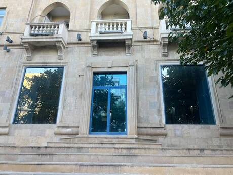 Elan №6481152 - Bakı, Səbail r., 5 otaqlı, 200 m²