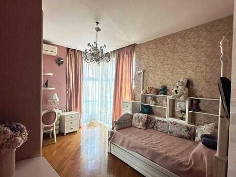 Аренда: 4-комнатная квартира, 200 м², 28 May: 2 000 ₼/мес 4