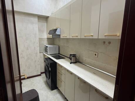 Аренда: 2-комнатная квартира, 60 м², Ağ şəhər: 850 ₼/мес 5