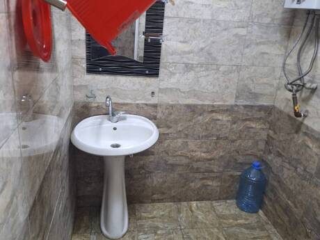 2-room apartment for rent, 40 m², Memar Əcəmi: 650 ₼/mo 5