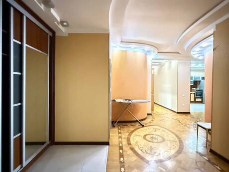 Kirayə 3 otaqlı mənzil, 165 m², Nəsimi: 1 200 ₼/ay 2