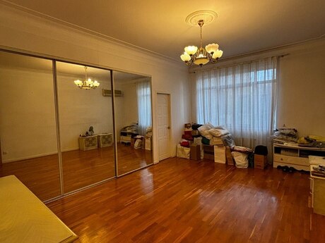 4 otaqlı mənzil, 170 m², 28 May: 460 000 ₼ 5