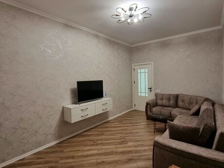 Elan №6481316 - Bakı, Nəriman Nərimanov m., 2 otaqlı, 70 m², 10/18 mərtəbə