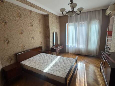 Аренда: 4-комнатная квартира, 180 м², Nizami: 1 299 ₼/мес 2