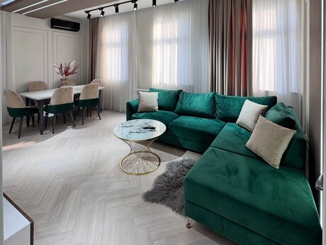 3 rooms · 125 m² · floor 8/17, Nizami