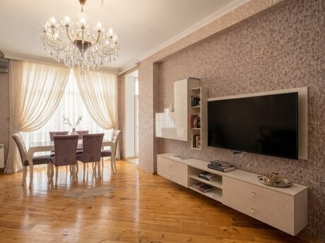 2-room apartment, 84 m², Nəriman Nərimanov: 270 000 ₼ 2