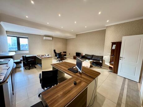 Elan №6481433 - Bakı, Elmlər Akademiyası m., 3 otaqlı, 100 m²