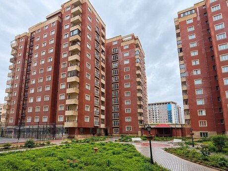 3 otaq · 95 m² · 9/15 mərtəbə, Nəsimi