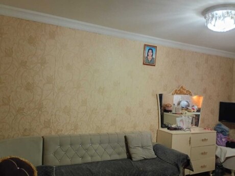 Elan №6481476 - Bakı, Elmlər Akademiyası m., 3 otaqlı, 44 m², 1/6 mərtəbə
