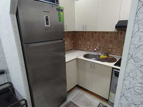 1-room apartment for rent, 50 m², 28 May: 830 ₼/mo 5