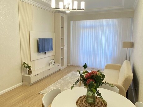 2-room apartment for rent, 48 m², Neftçilər: 750 ₼/mo 2
