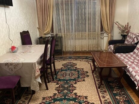 3-room apartment for rent, 80 m², Əhmədli: 650 ₼/mo 3