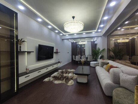 3-room apartment, 172 m², Elmlər Akademiyası: 600 000 ₼ 2