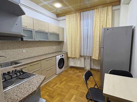 2-комнатная квартира, 85 м², Həzi Aslanov: 205 000 ₼ 5