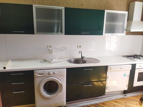 3-room apartment for rent, 88 m², Sahil: 900 ₼/mo 5