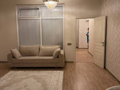 Elan №6481614 - Bakı, 28 May m., 2 otaqlı, 70 m², 10/16 mərtəbə