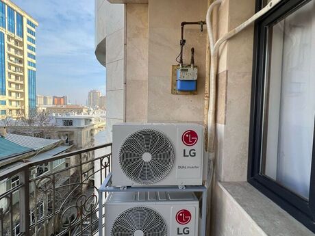 3-room apartment for rent, 120 m², 28 May: 1 500 ₼/mo 5