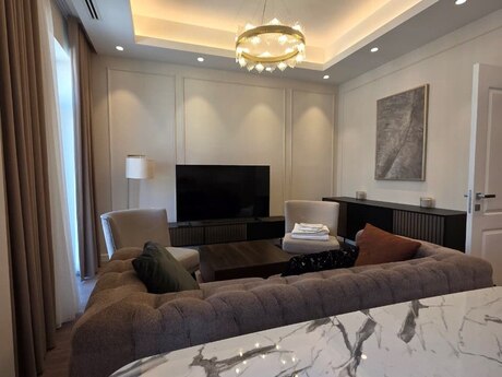 3-room apartment for rent, 93 m², Knightsbridge Residence White City: 2 600 ₼/mo 3