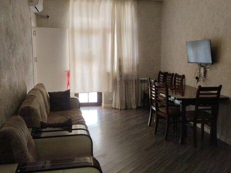 2-room apartment for rent, 75 m², Neftçilər: 680 ₼/mo 4