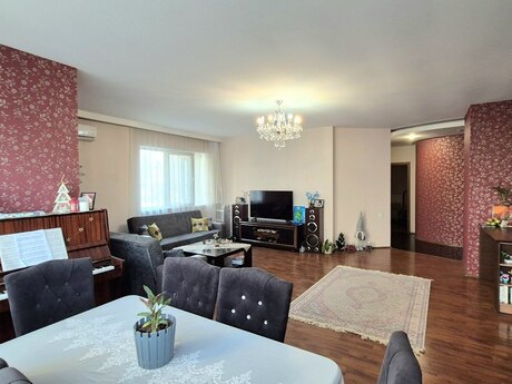 3 rooms · 137 m² · floor 8/16, Şah İsmayıl Xətai