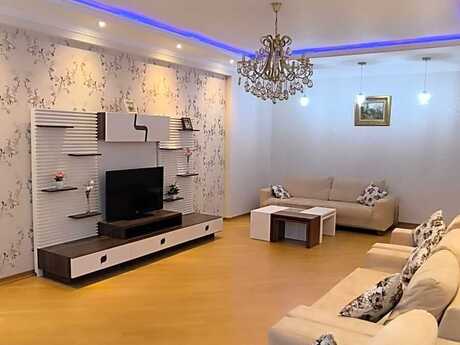 Elan №6481725 - Bakı, Gənclik m., 2 otaqlı, 100 m², 5/14 mərtəbə