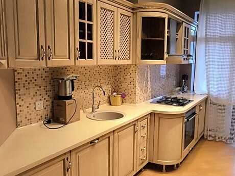 Kirayə 2 otaqlı mənzil, 100 m², Gənclik: 1 200 ₼/ay 2