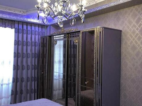 Kirayə 3 otaqlı mənzil, 105 m², Şah İsmayıl Xətai: 1 100 ₼/ay 5