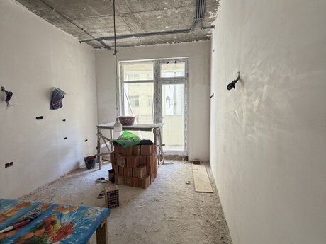 3-room apartment, 130 m², İnşaatçılar: 300 000 ₼ 3