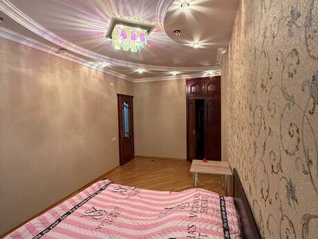 3-room apartment for rent, 115 m², Bakıxanov: 800 ₼/mo 3