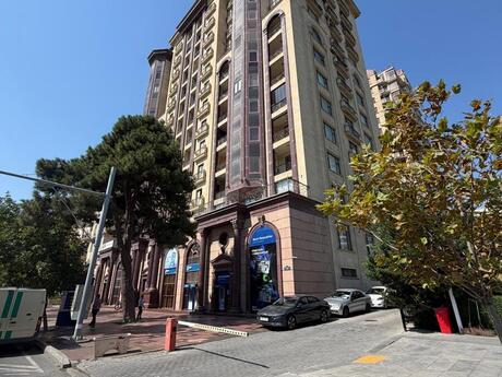 2 otaqlı mənzil, 74 m², 28 May: 318 000 ₼ 2