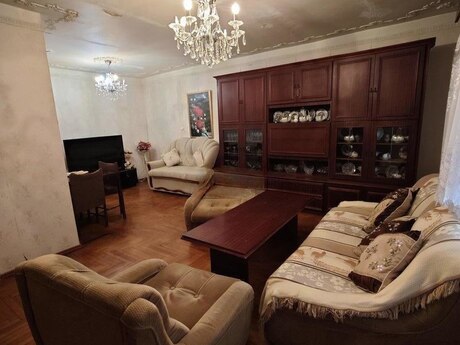 Объявление №6481806 - Баку, м. Нефтчиляр, 3-комн., 75 м², 2/9 этаж