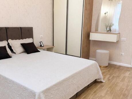 2-room apartment, 65 m², 8 Noyabr: 244 000 ₼ 4