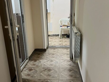 1-room apartment for rent, 40 m², Qara Qarayev: 550 ₼/mo 4