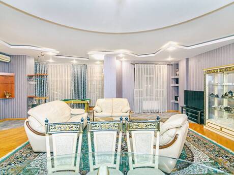 Kirayə 3 otaqlı mənzil, 180 m², 28 May: 1 700 ₼/ay 4