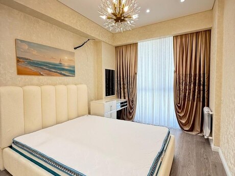 Продаётся 3-комнатная квартира в новостройке, ЖК Park Yasamal, 79 м², 275 000 AZN, фото 2 / 12